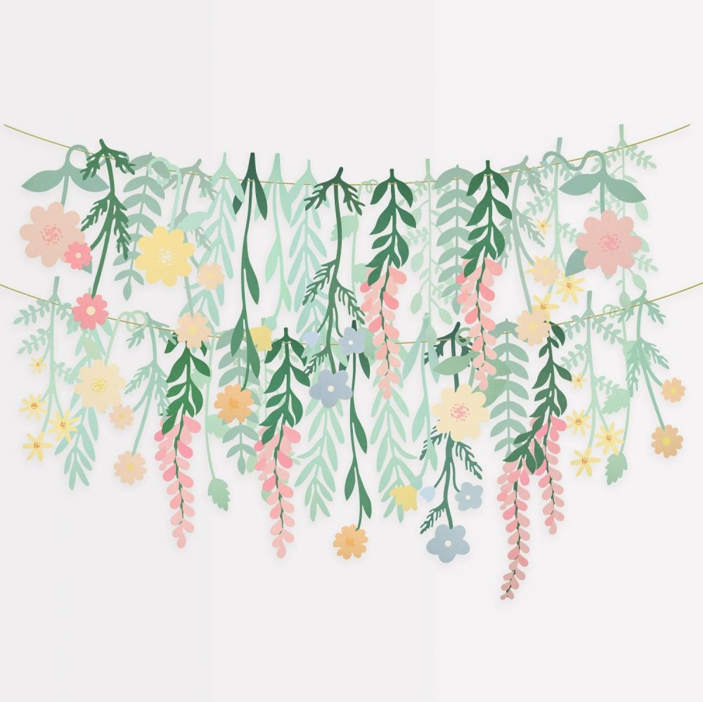 Hanging Party Backdrops | Floral Paper Backdrop Hanging Party Backdrops Hanging Party Backdrops