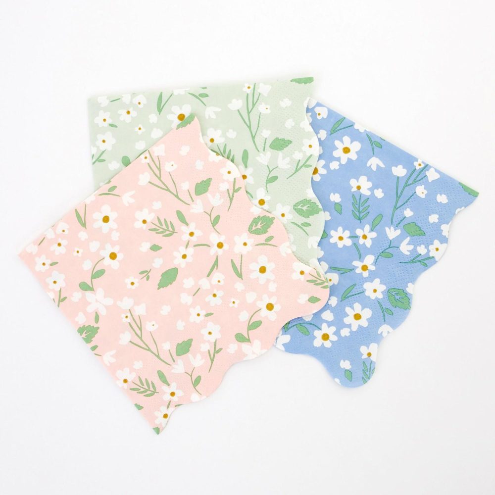 Plates, Cups & Napkins | Ditsy Floral Large Napkins (X 20) Party Supplies Plates, Cups & Napkins