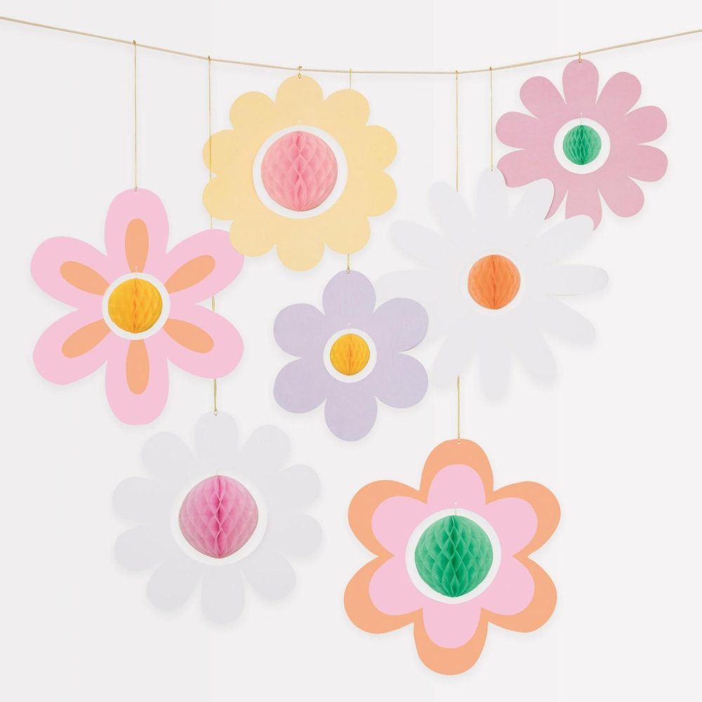 Hanging Party Backdrops | Groovy Flower Hanging Decorations (X 7) Hanging Party Backdrops Hanging Party Backdrops